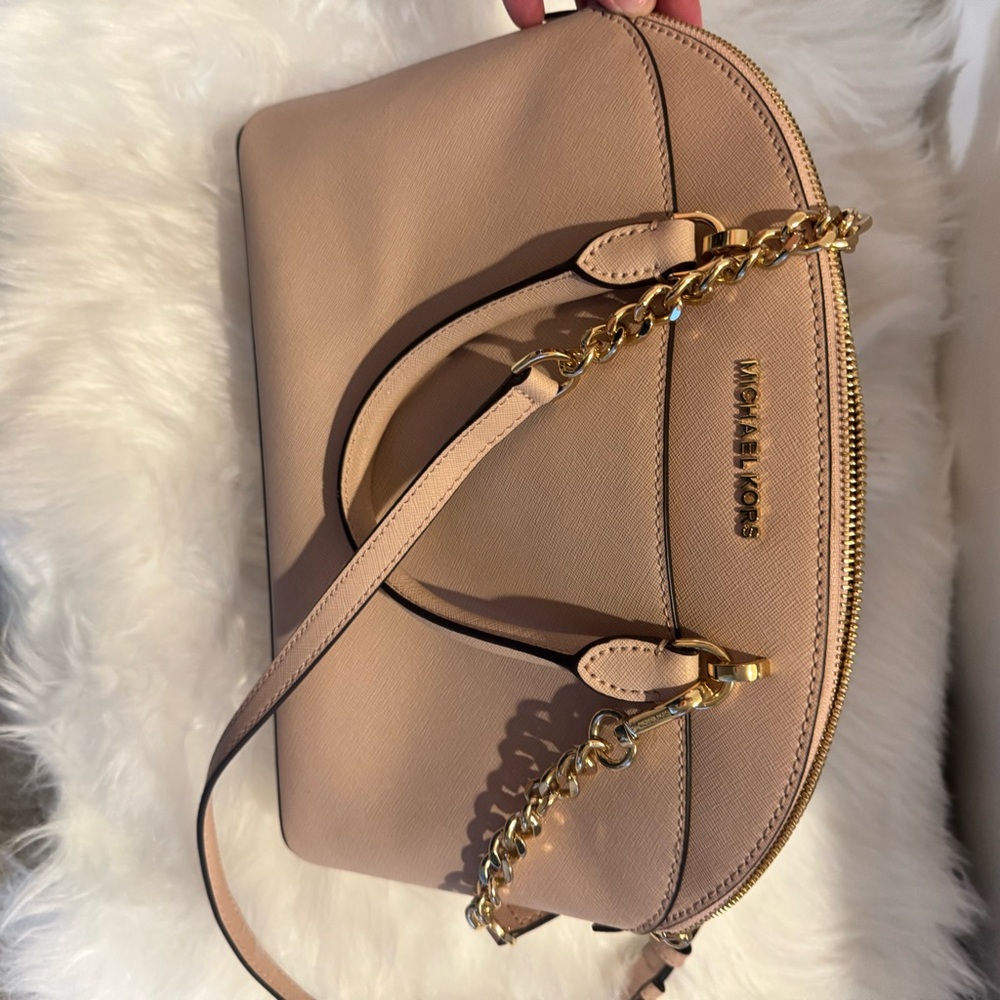 Michael Kors Tan Satchel with Versatile Design